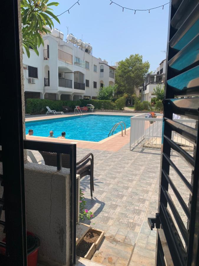 Theodoros Apt.22 Паралимни Екстериор снимка