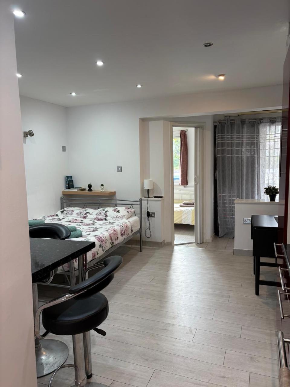 Theodoros Apt.22 Паралимни Екстериор снимка