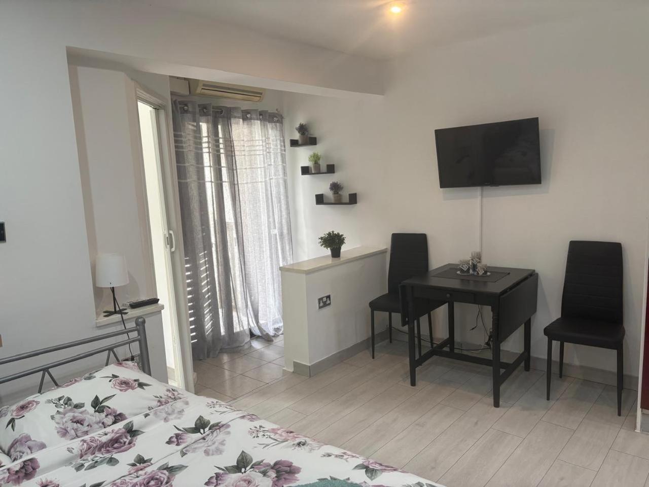 Theodoros Apt.22 Паралимни Екстериор снимка